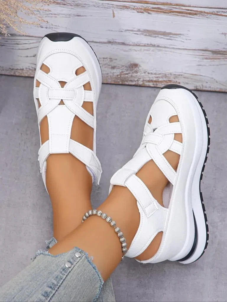 Comfortabele sandalen met sleehak en klittenbandsluiting voor dames