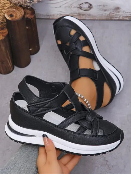 Comfortabele sandalen met sleehak en klittenbandsluiting voor dames