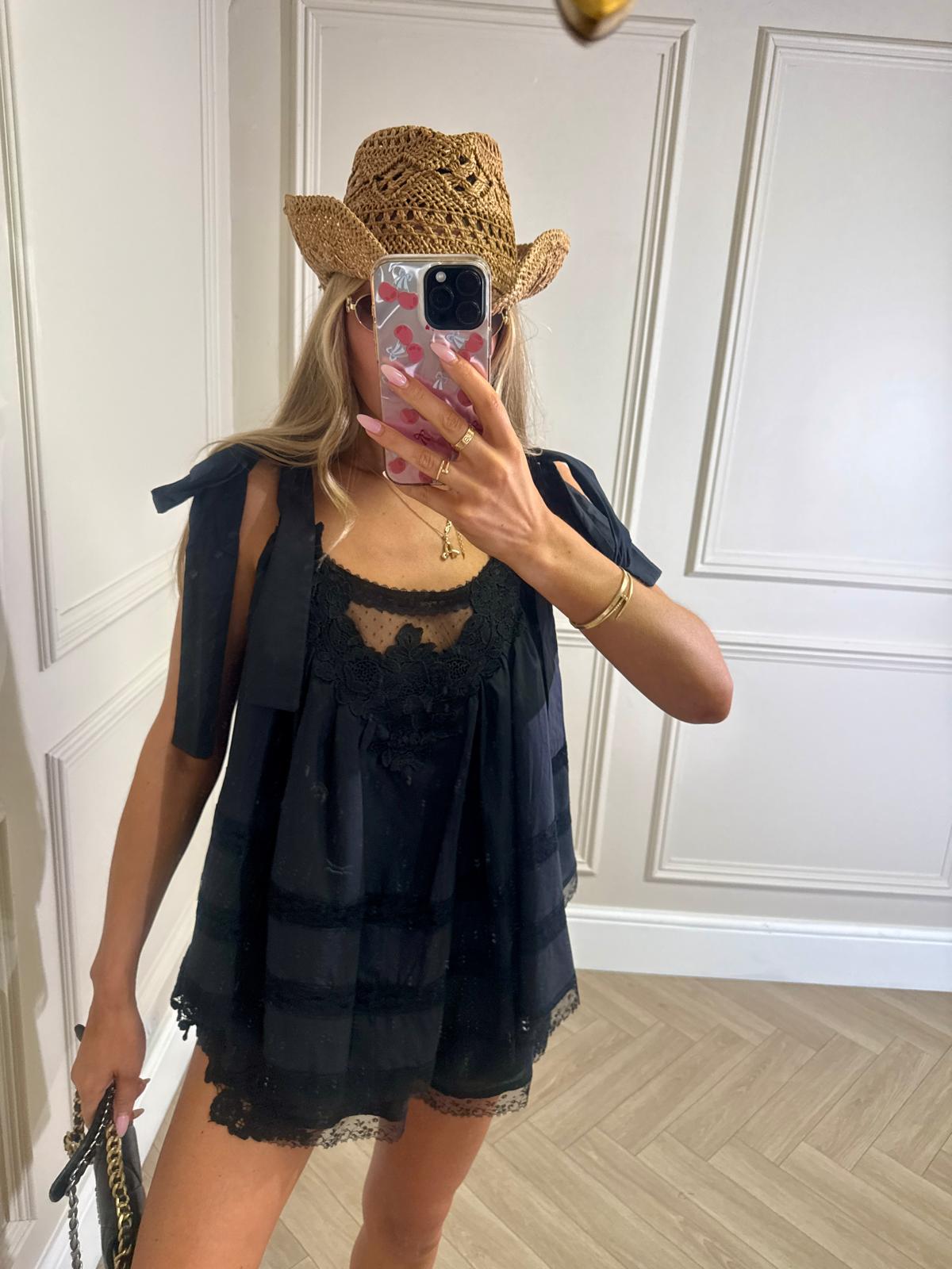 (BUY 1 GET 2 FREE) Luxury crochet lace tie set