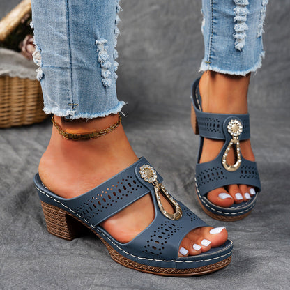 Orthopedische sandalen met strass-hak