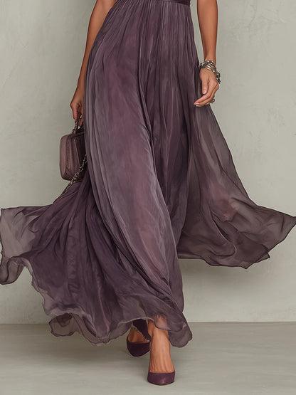 Flavia | Lange paarse jurk met keyhole-halslijn, chiffon kanten rand